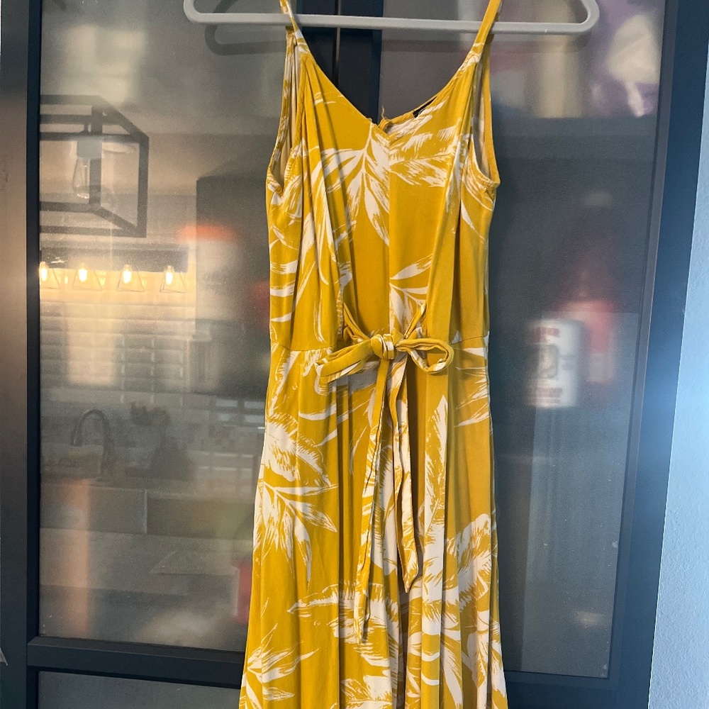 Ivy Street yellow summer jumper